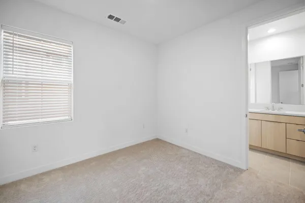 $3,250 | 75165 Aldrich Drive, Palm Desert, CA 92211