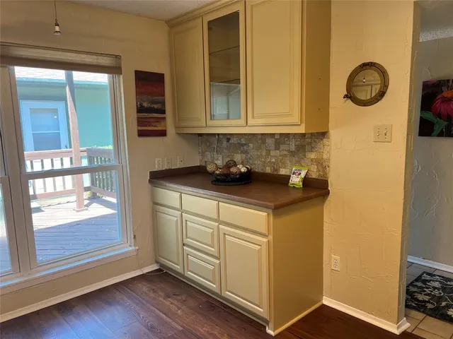 $409,900 | 696 Harbor Drive North, Azle, TX 76020