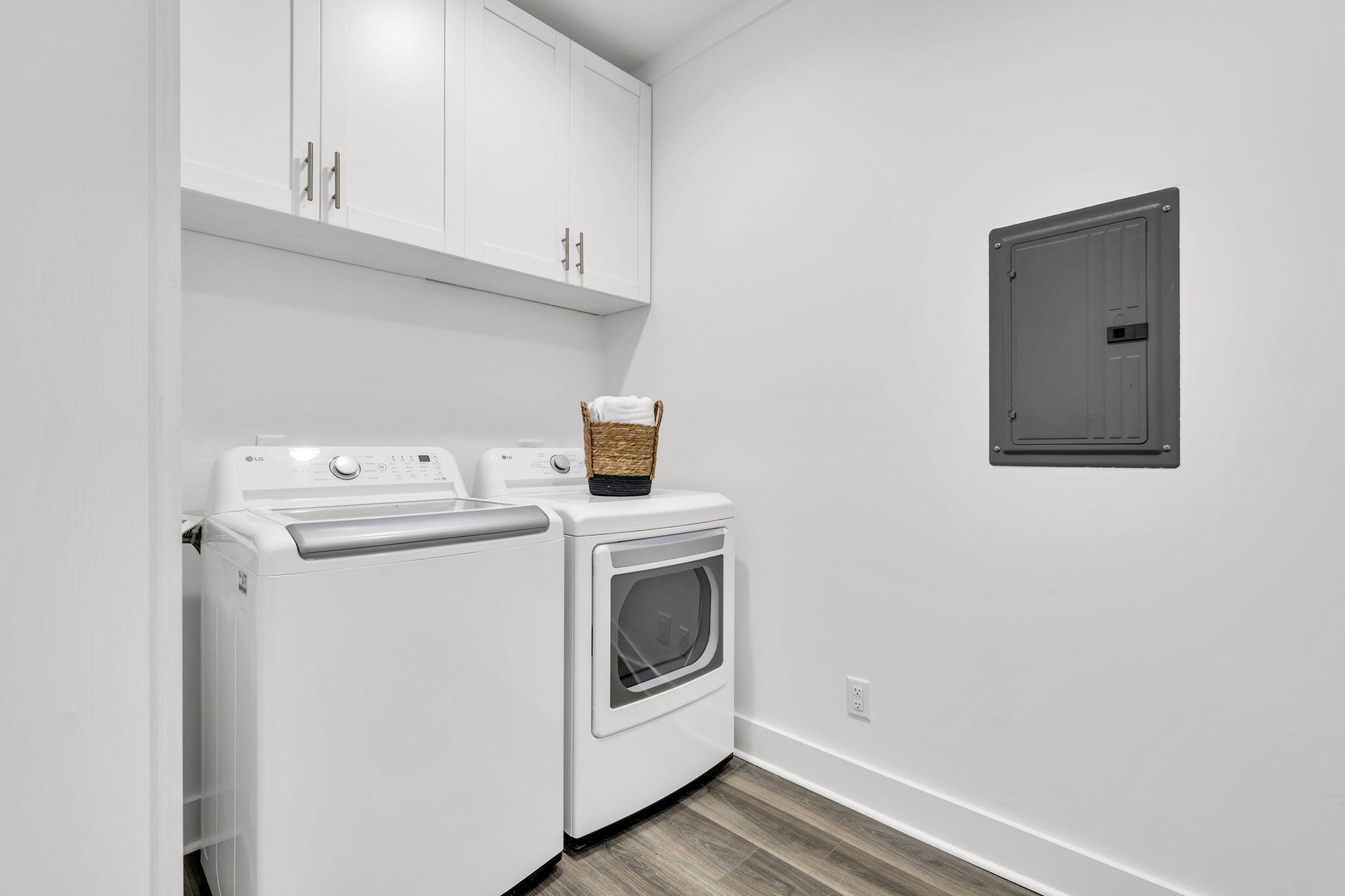 2672 Chat Holley Road Santa Rosa Beach, FL 32459 - Photo 30 of 53 a utility room with dryer and washer