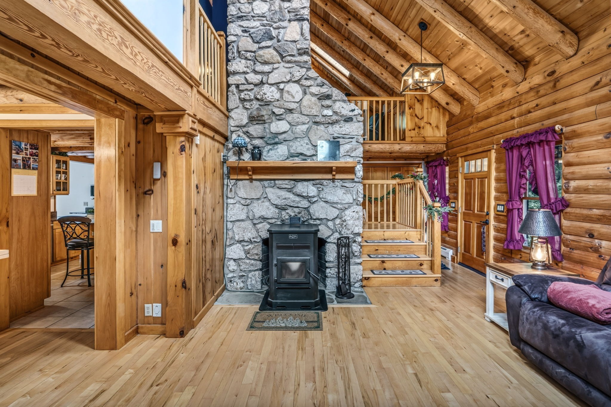 82 Crooked Ledge Road Southampton, MA 01073 - Photo 8 of 33 Gallery Image 8