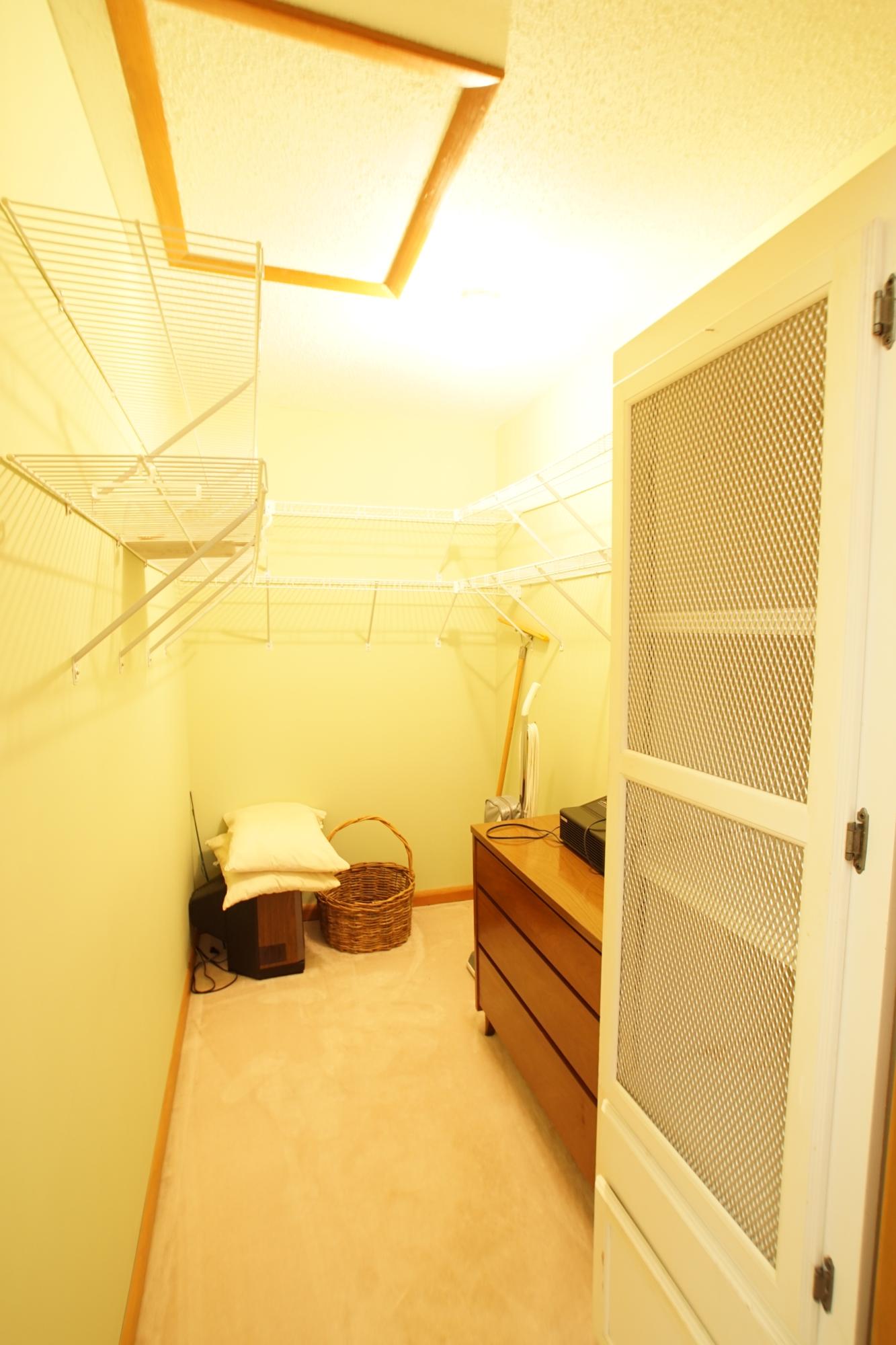 240 7th Street Santa Rosa Beach, FL 32459 - Photo 15 of 50 a bathroom with a tub