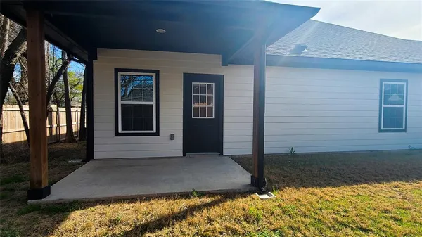 $1,650 | 1903 King Street, Greenville, TX 75401