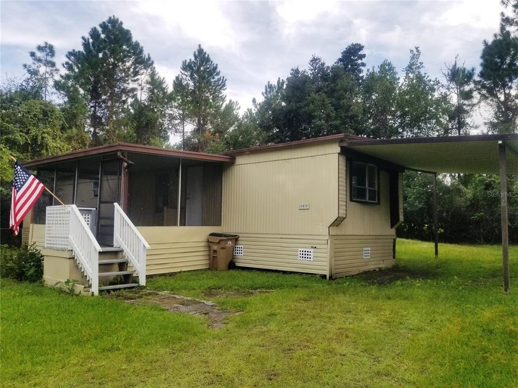 24018 Panther Road Astor, FL 32102 - Photo 1 of 1 Front View