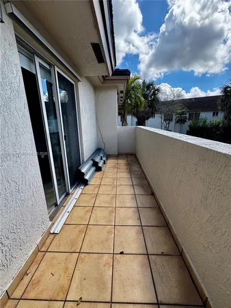 $2,500 | 6676 Southwest 115th Court, Unit 404, Miami, FL 33173