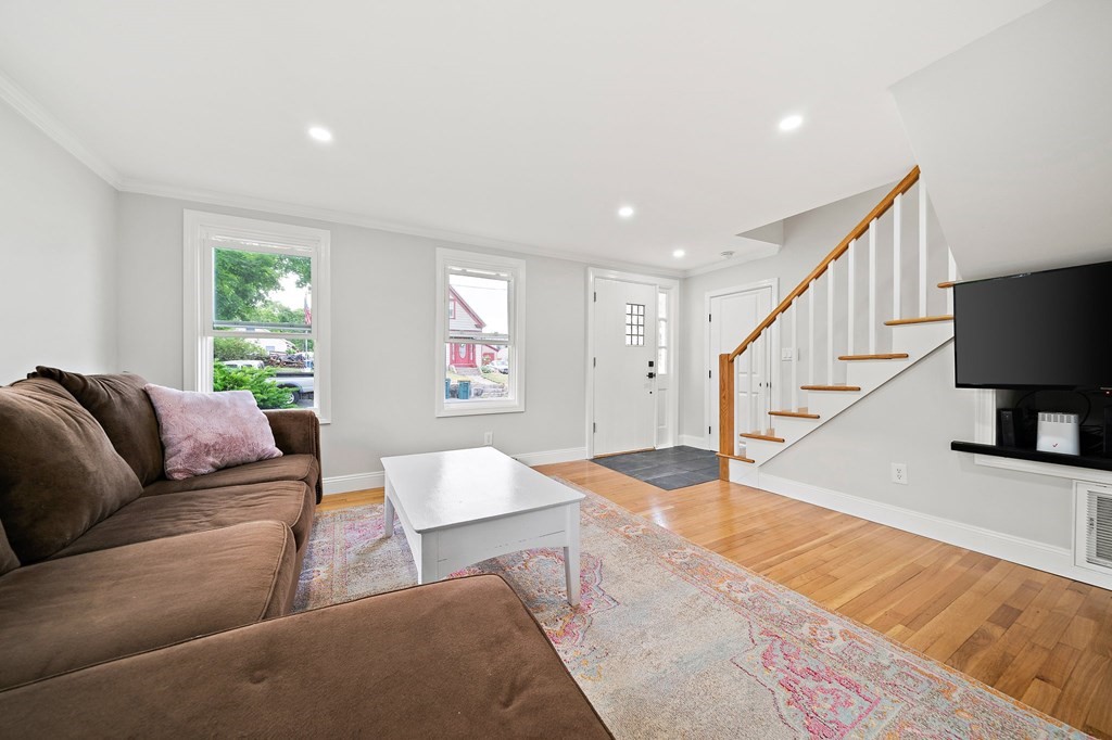 9 Cherry Street Abington, MA 02351 - Photo 4 of 39