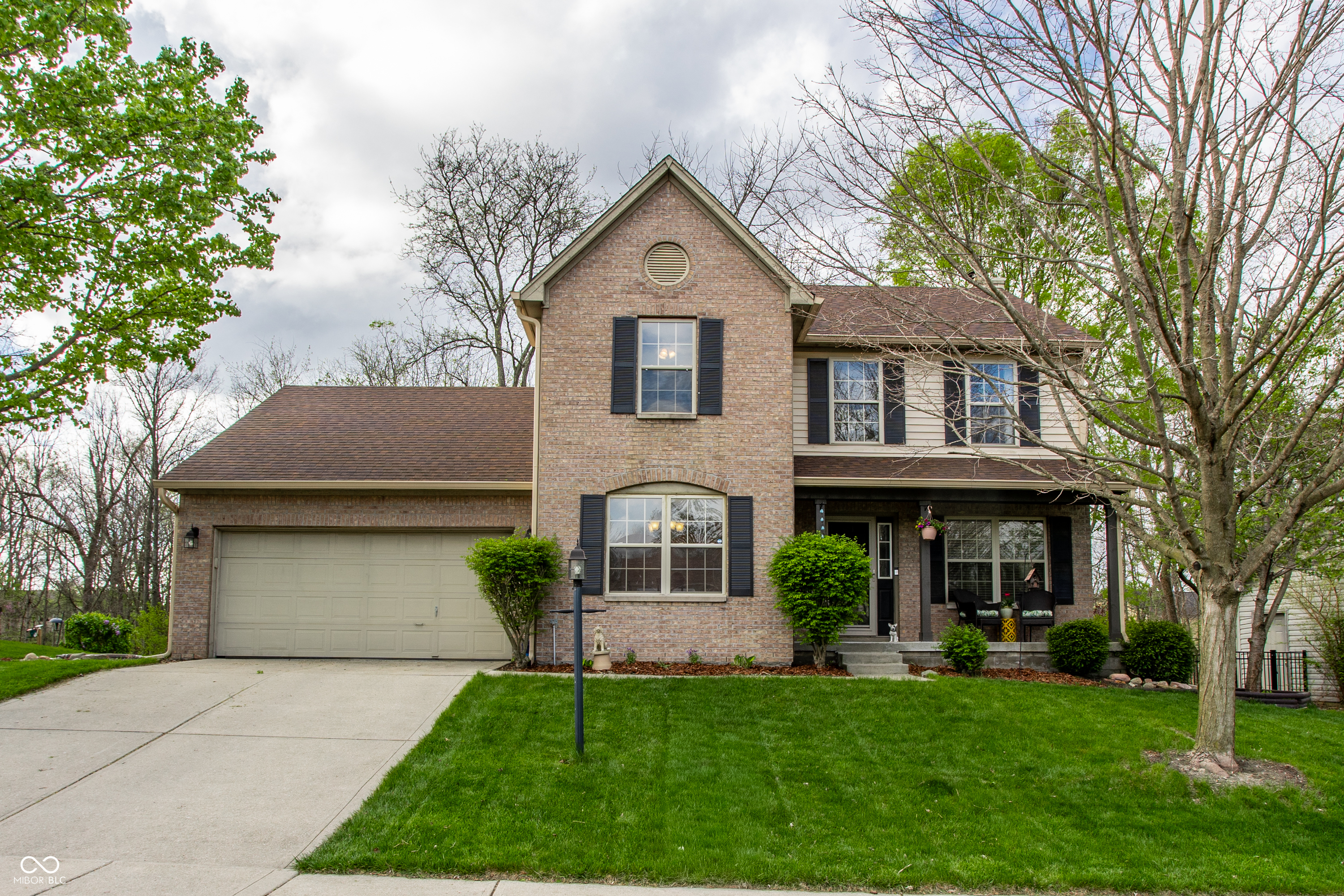 8625 Providence Drive Fishers, IN 46038 - Photo 3 of 54