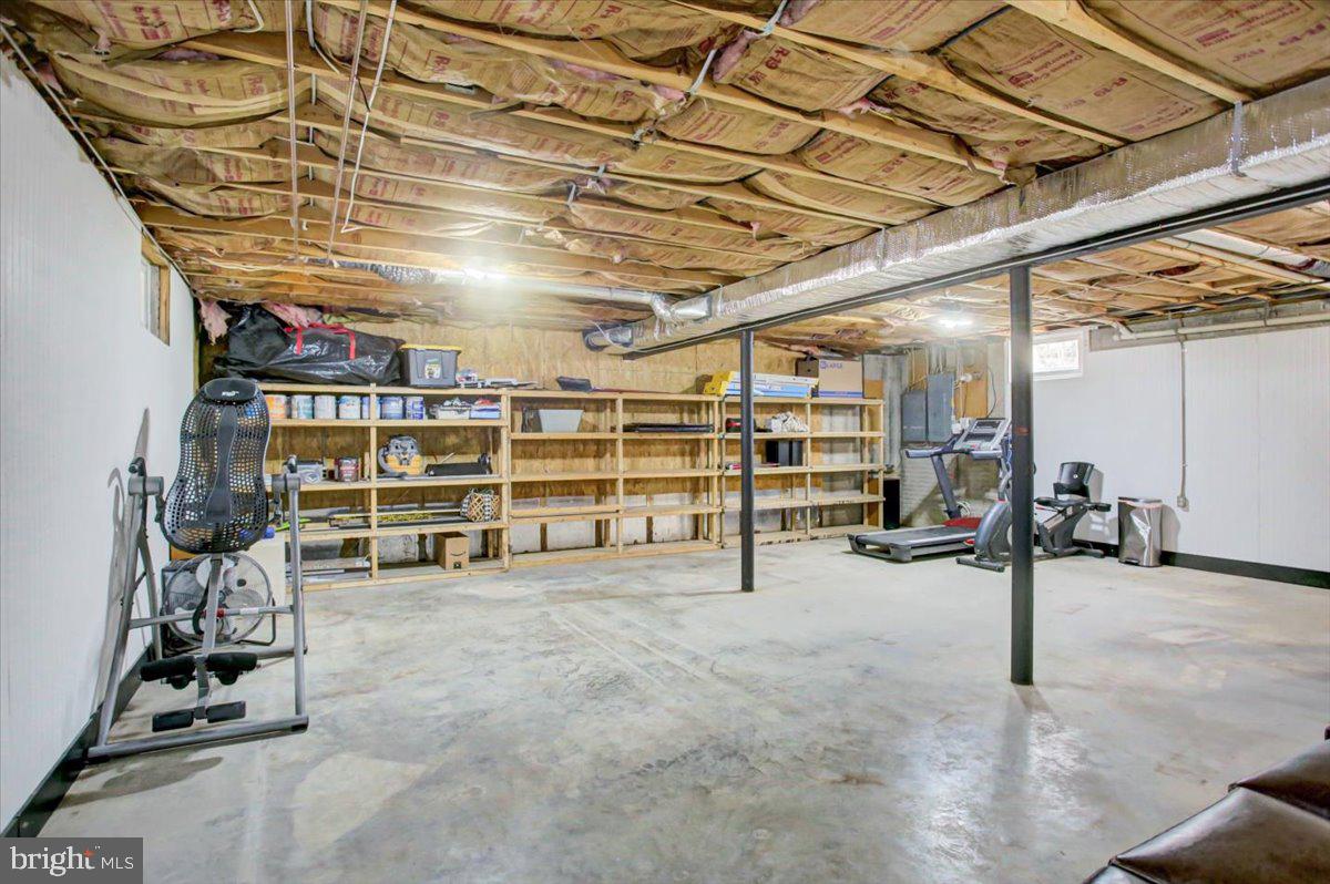 16726 Broadfording Road Hagerstown, MD 21740 - Photo 42 of 55 So much storage