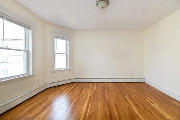 $4,750 | 305 Hurley Street, Unit 2, Cambridge, MA 02141