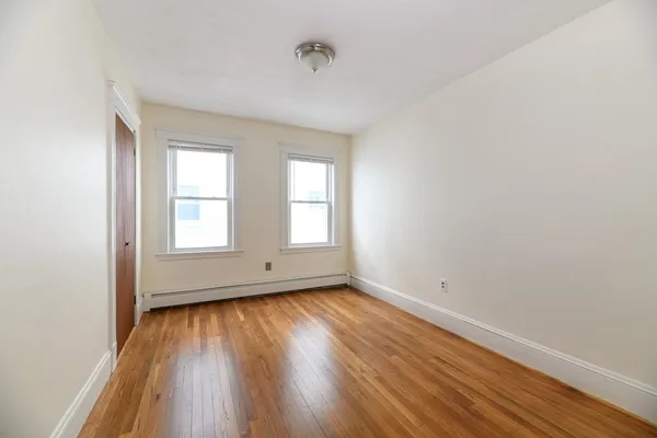 $4,750 | 305 Hurley Street, Unit 2, Cambridge, MA 02141