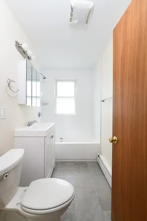 $4,750 | 305 Hurley Street, Unit 2, Cambridge, MA 02141