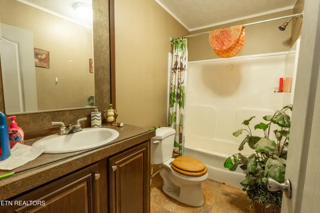 $468,800 | 1272 Barnard Hollow Road, Sneedville, TN 37869