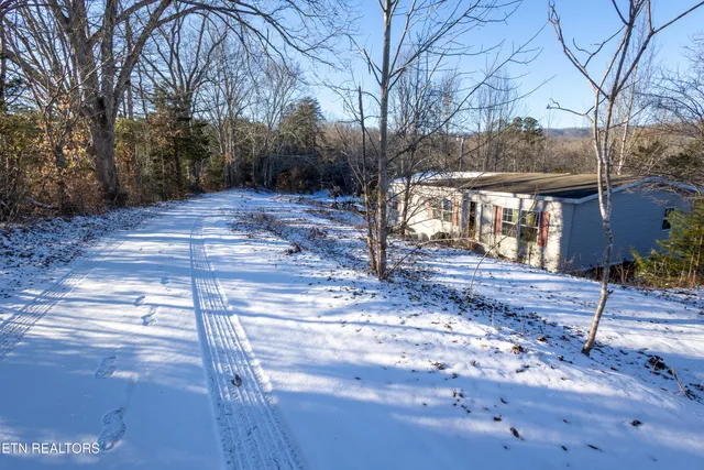 $468,800 | 1272 Barnard Hollow Road, Sneedville, TN 37869