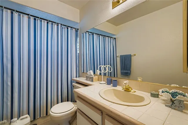 $227,500 | 6800 West Elm Creek Drive, Unit 103, Las Vegas, NV 89108