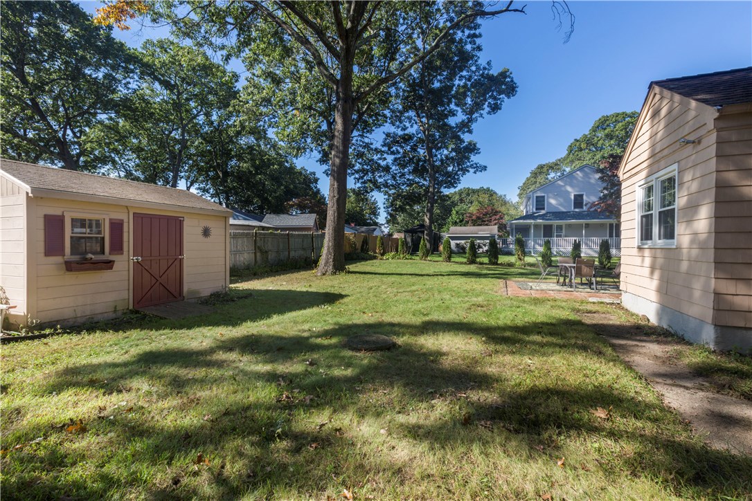 58 Viewesta Road Warwick, RI 02886 - Photo 19 of 21