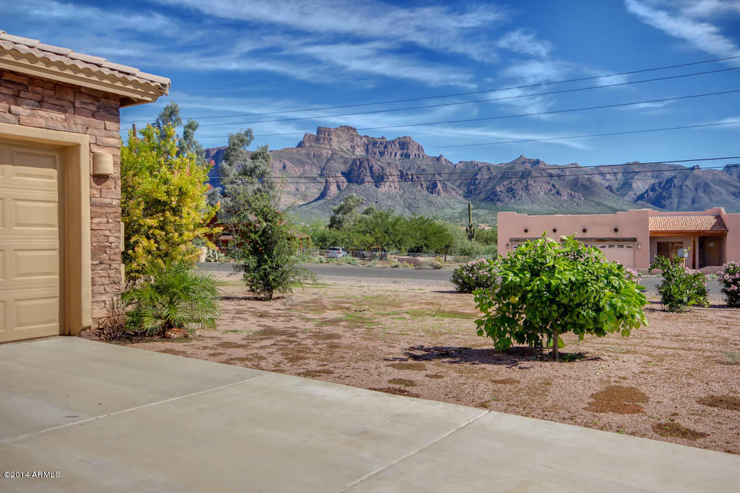 522 South Muleshoe Road Apache Junction, AZ 85119 - Photo 5 of 52 Muleshoe-05