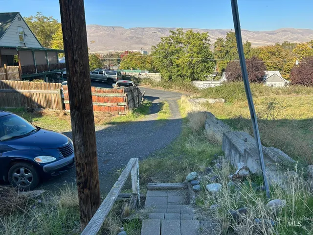 $309,000 | 1413 7th Avenue, Lewiston, ID 83501