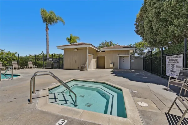 $2,950 | 4212 Vista Panorama Way, Unit 280, Oceanside, CA 92057