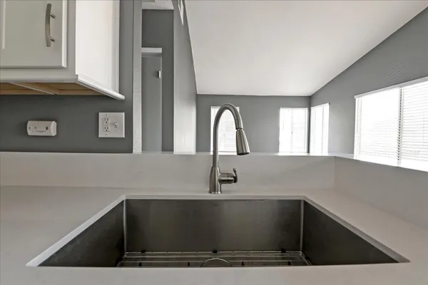 $2,950 | 4212 Vista Panorama Way, Unit 280, Oceanside, CA 92057