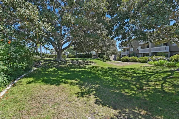 $2,825 | 4212 Vista Panorama Way, Unit 280, Oceanside, CA 92057