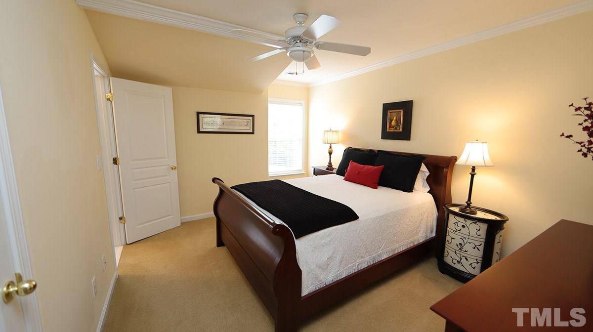 3611 Lion Ridge Court Raleigh, NC 27612 - Photo 18 of 20