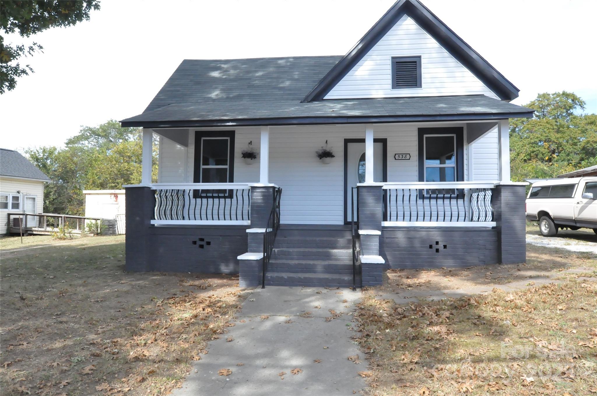 538 Pinckney Road Chester, SC 29706 - Photo 2 of 33 a view of house and outdoor space