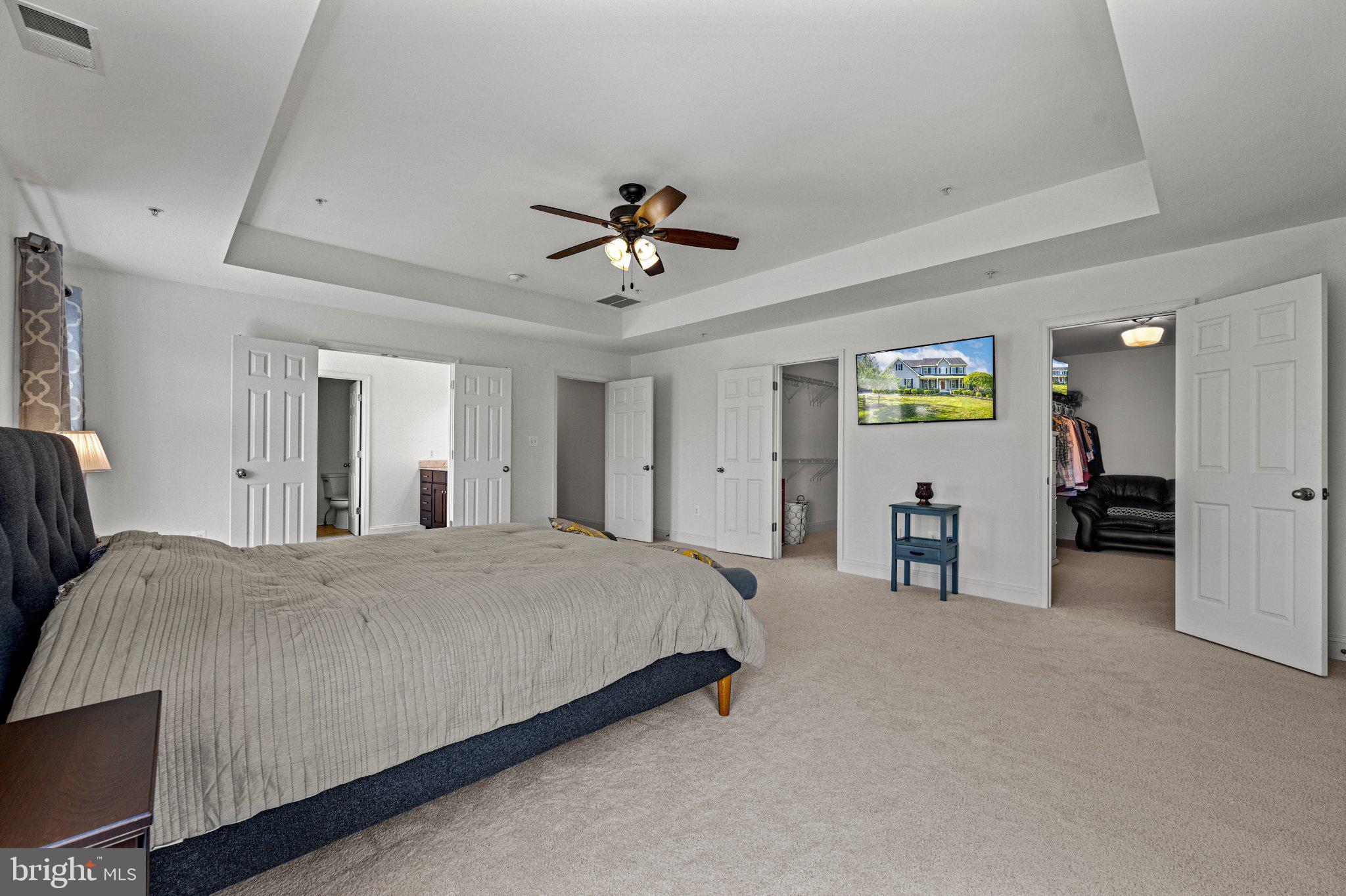 10693 Harding Road Laurel, MD 20723 - Photo 27 of 55 Spacious bedroom with modern charm.