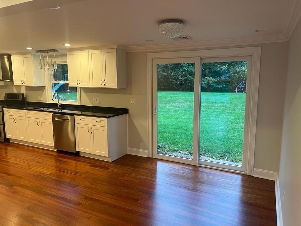 5 Brookdale Road Natick, MA 01760 - Photo 6 of 36 Gallery Image 6