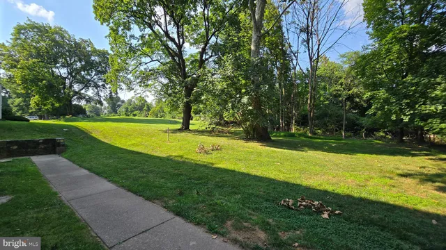 $1,600 | 250 Ridge Pike, Unit CONDO B43, Lafayette Hill, PA 19444