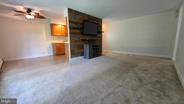 $1,550 | 250 Ridge Pike, Unit CONDO B43, Lafayette Hill, PA 19444