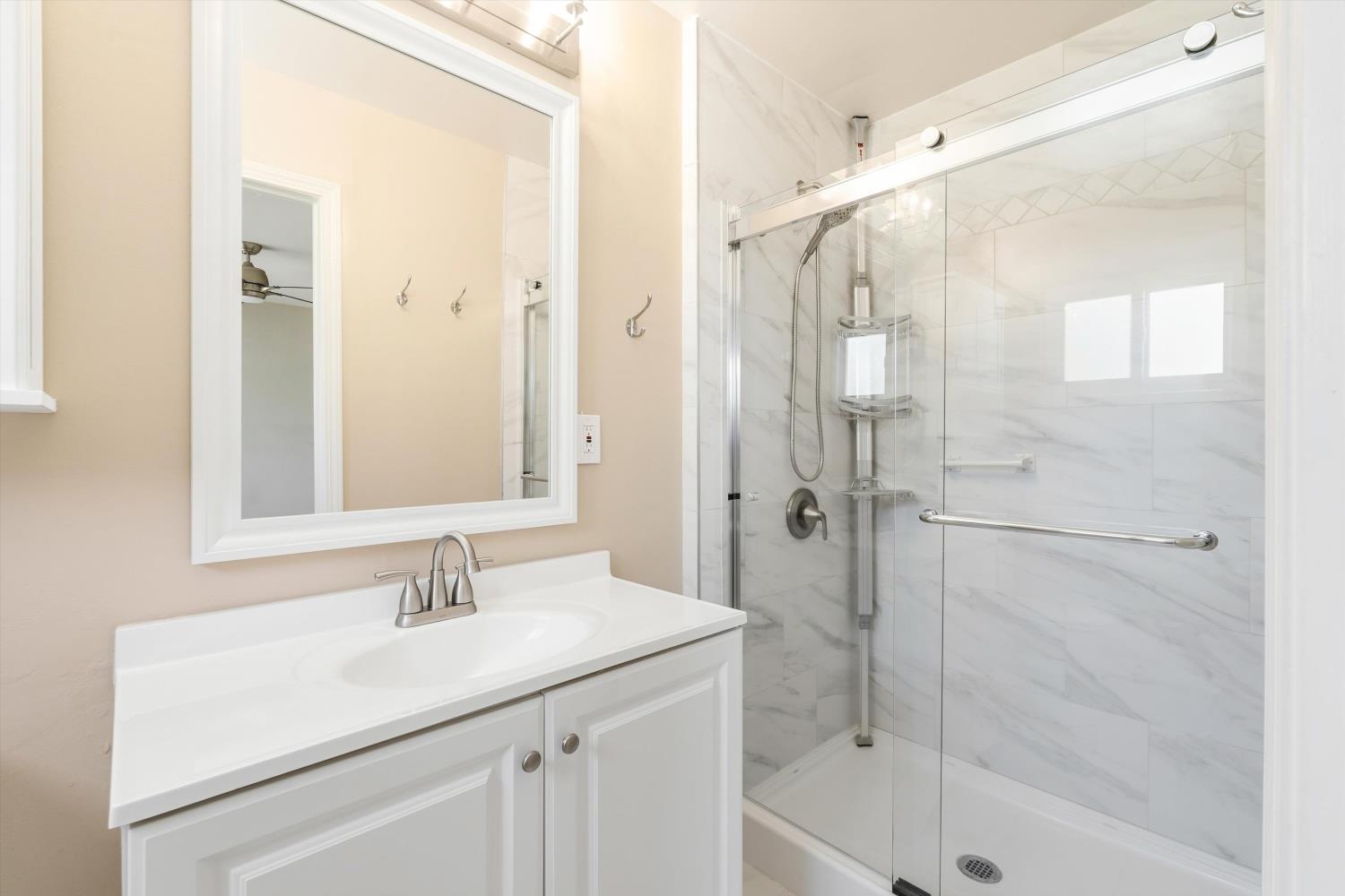 2101 Bircher Way Carmichael, CA 95608 - Photo 18 of 33