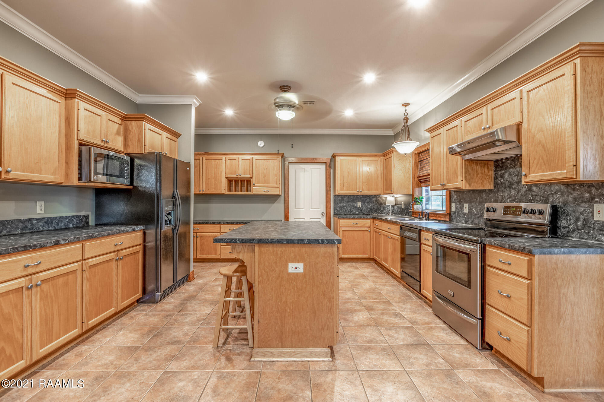 1111 Rue Des Babineaux Road Scott, LA 70583 - Photo 7 of 30 Kitchen