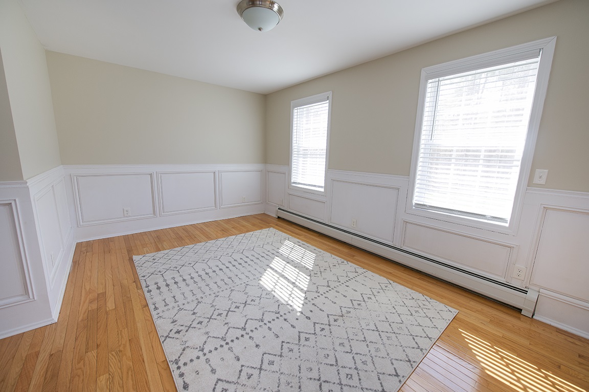 5 Elizabeth Road Sandown, NH 03873 - Photo 16 of 35