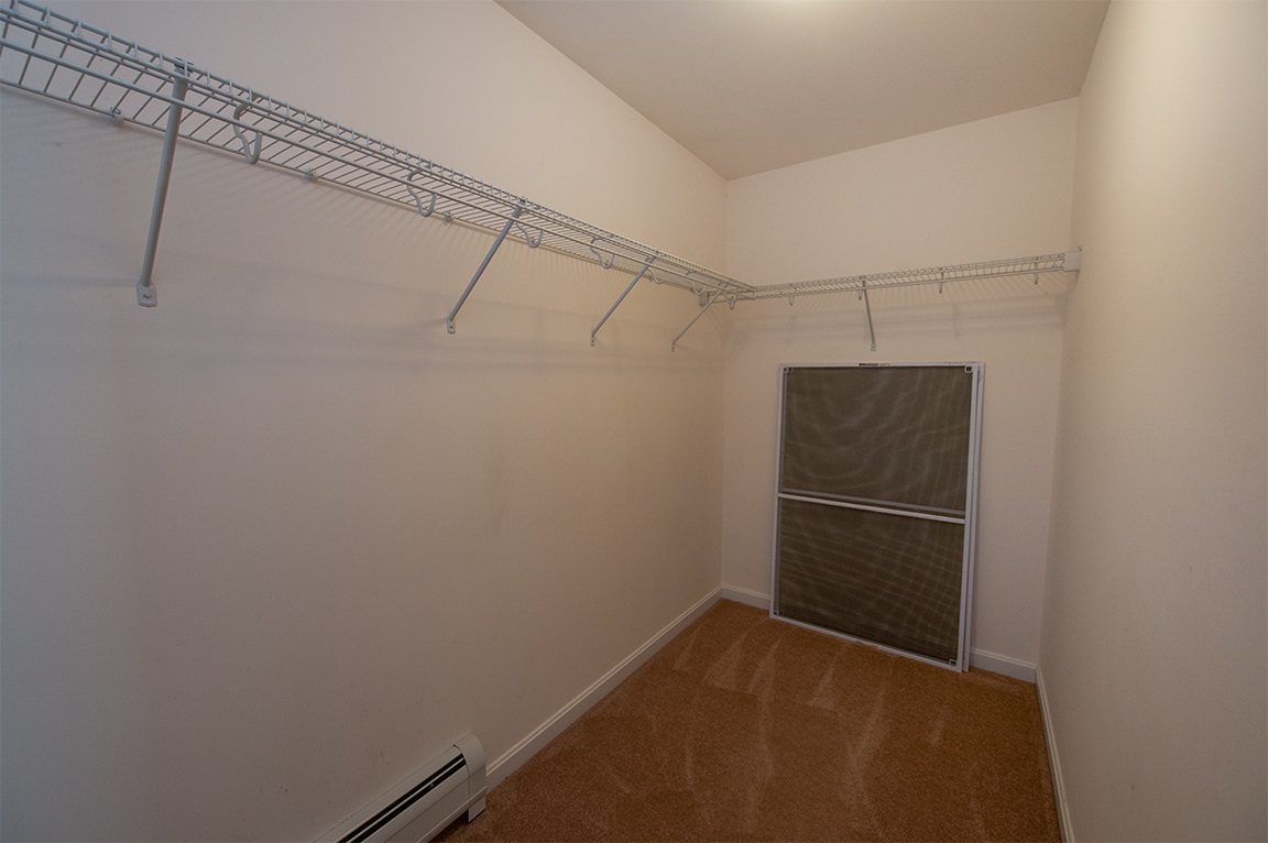 5 Elizabeth Road Sandown, NH 03873 - Photo 21 of 35