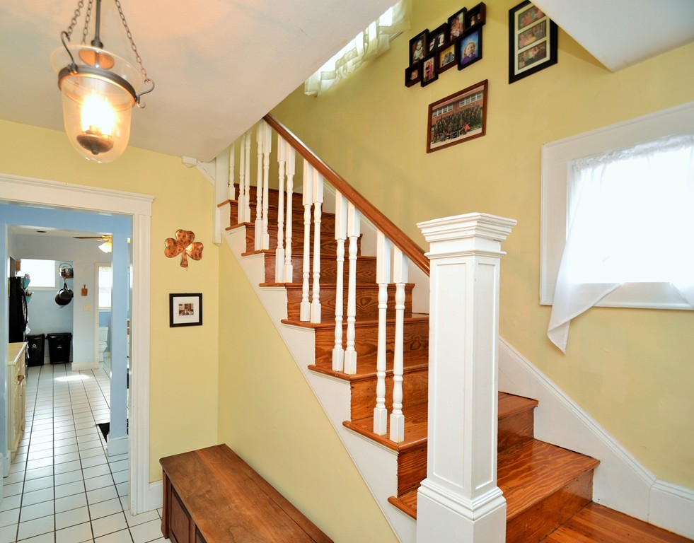 63 Desoto Road Boston, MA 02132 - Photo 3 of 26