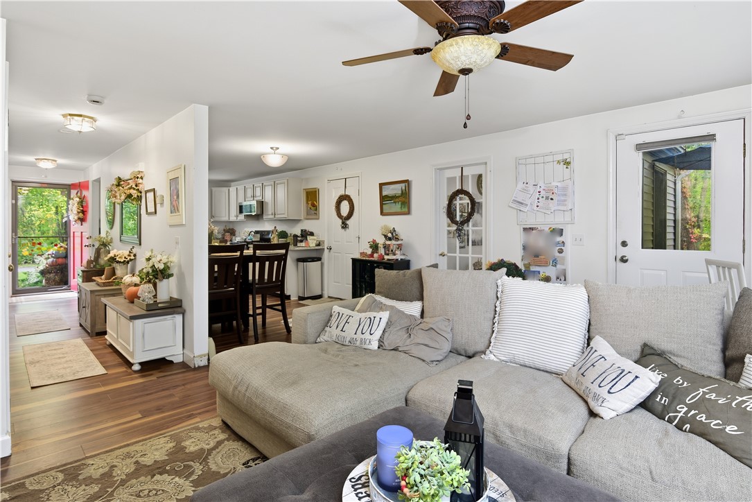 153 Fish Road, Unit 4 Tiverton, RI 02878 - Photo 12 of 31