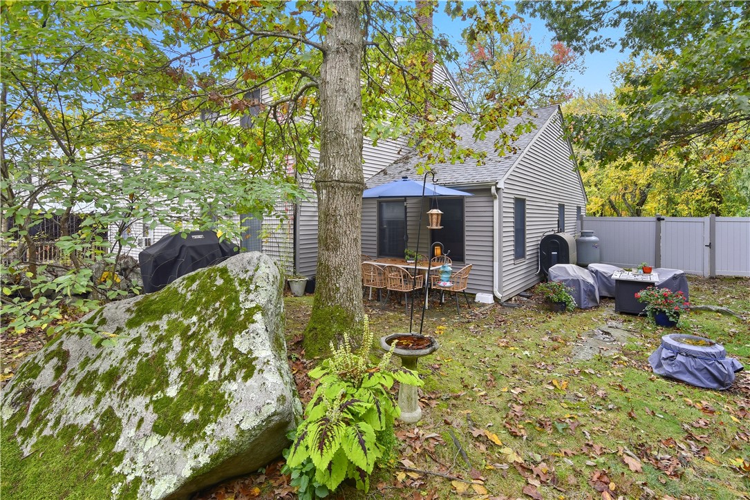 153 Fish Road, Unit 4 Tiverton, RI 02878 - Photo 20 of 31