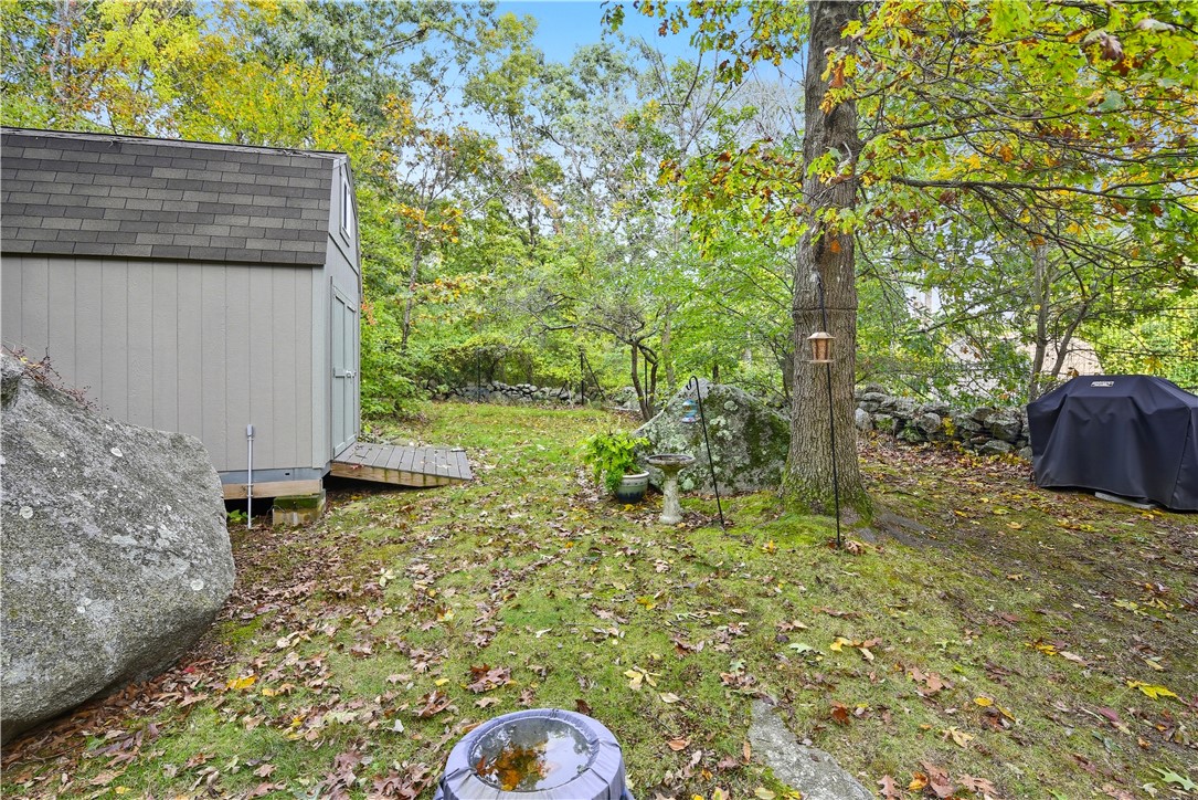 153 Fish Road, Unit 4 Tiverton, RI 02878 - Photo 28 of 31