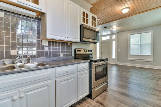 $145,000 | 1402 Stout Drive, Urbana, IL 61802