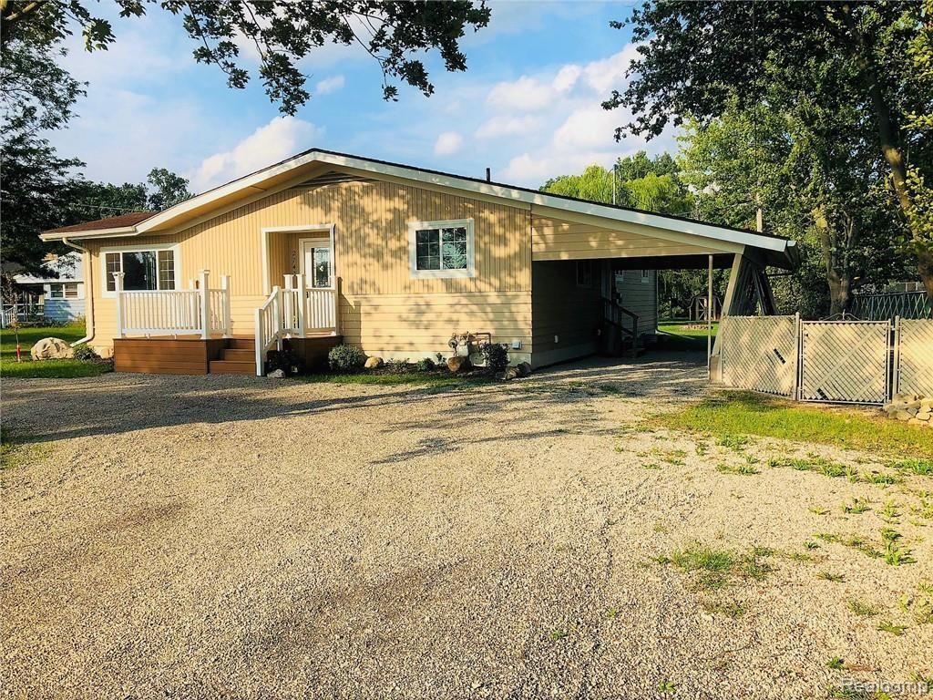 2743 Nadeau Road Monroe, MI 48162 - Photo 3 of 21 n front 2.jpg
