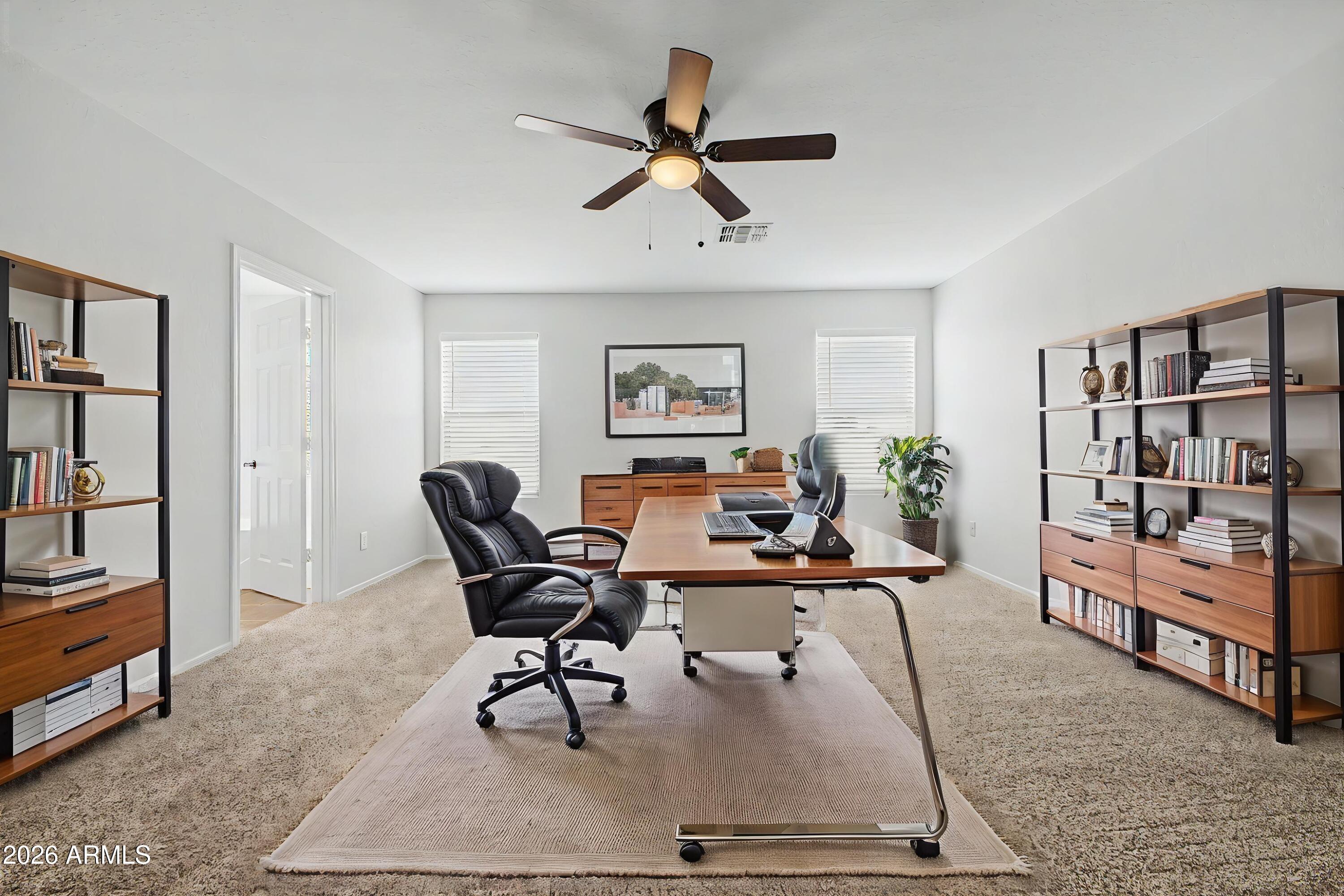 3131 West Apollo Road Phoenix, AZ 85041 - Photo 19 of 43 15-Apollo - Home Office - Modern - 5