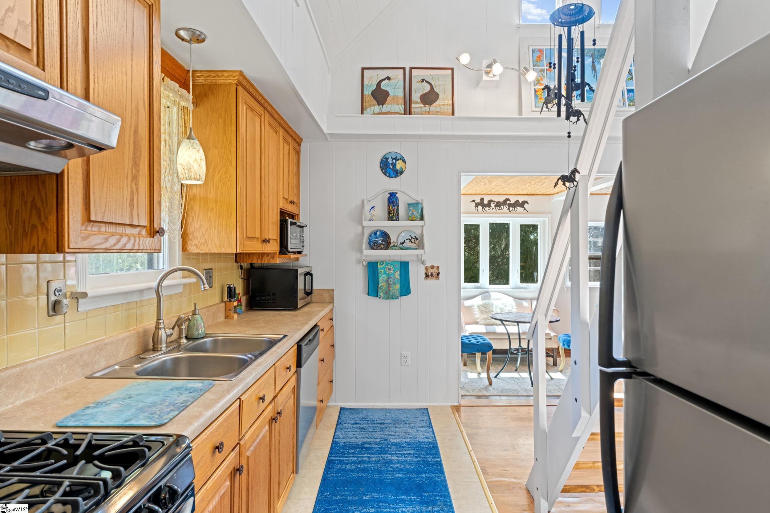 419 Bert Drive Greer, SC 29651 - Photo 11 of 21