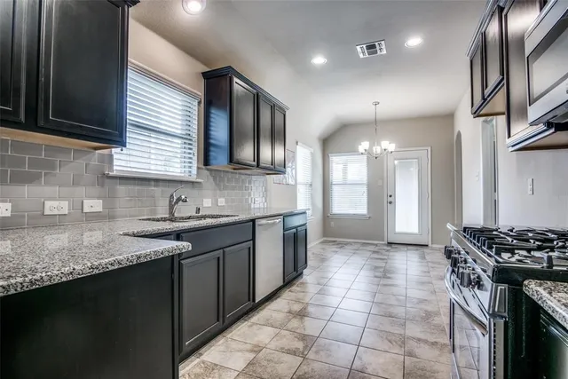 $2,300 | 9825 Beaver Dam Lane, McKinney, TX 75071
