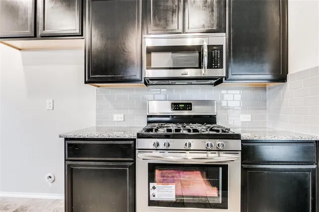 $2,300 | 9825 Beaver Dam Lane, McKinney, TX 75071