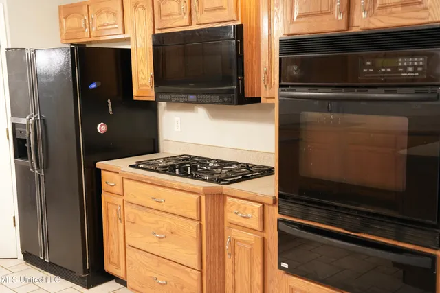 $344,000 | 5014 Leatherwood Road, Tylertown, MS 39667