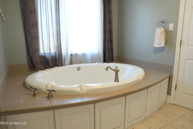 $344,000 | 5014 Leatherwood Road, Tylertown, MS 39667