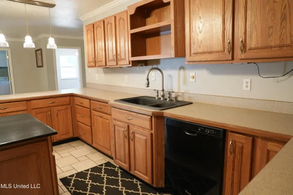 $344,000 | 5014 Leatherwood Road, Tylertown, MS 39667