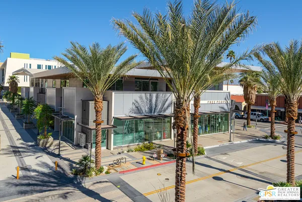 $3,010 | 175 North Palm Canyon Drive, Unit 206, Palm Springs, CA 92262