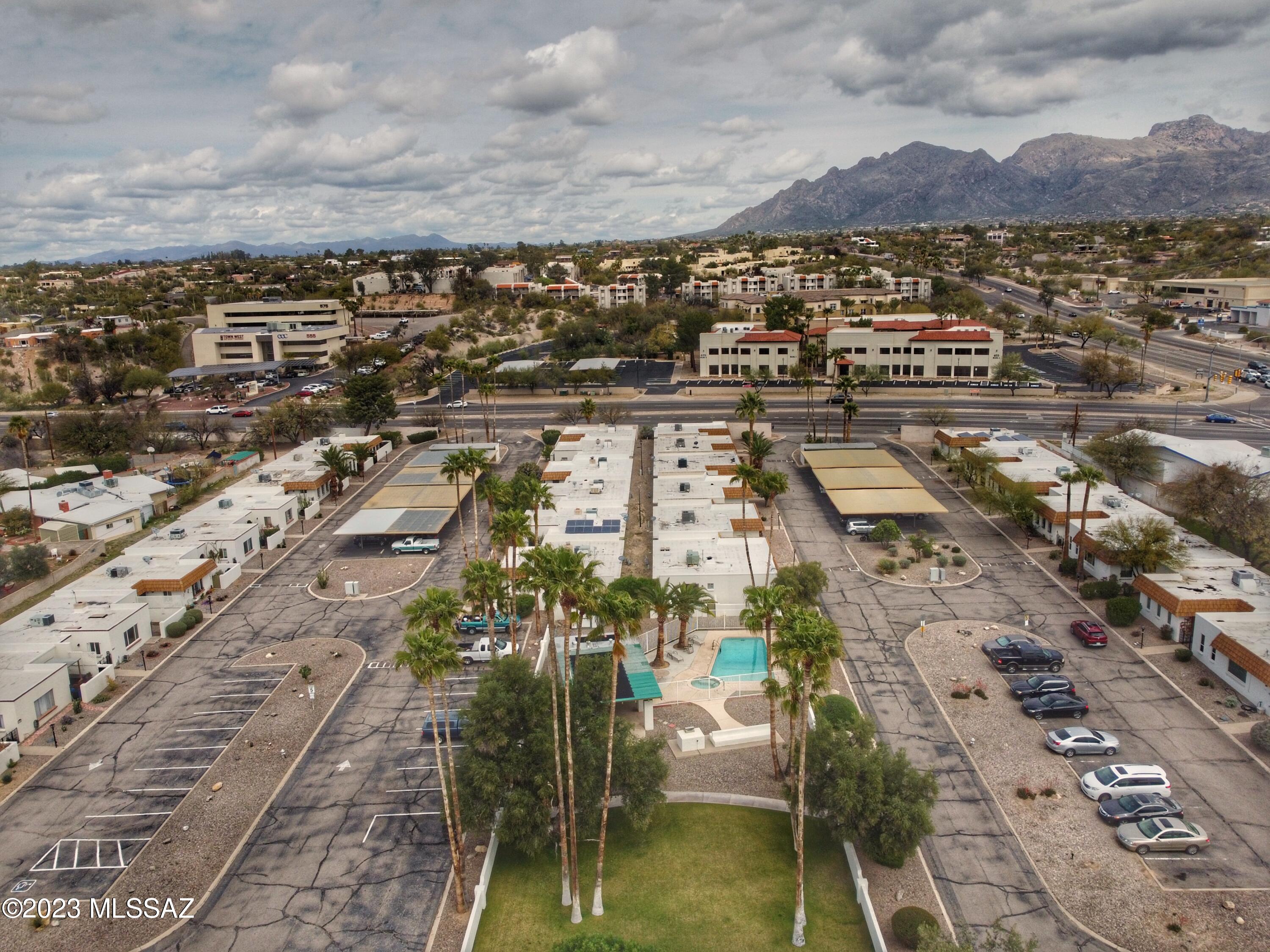 660 East River Road, Unit X Tucson, AZ 85704 - Photo 28 of 35