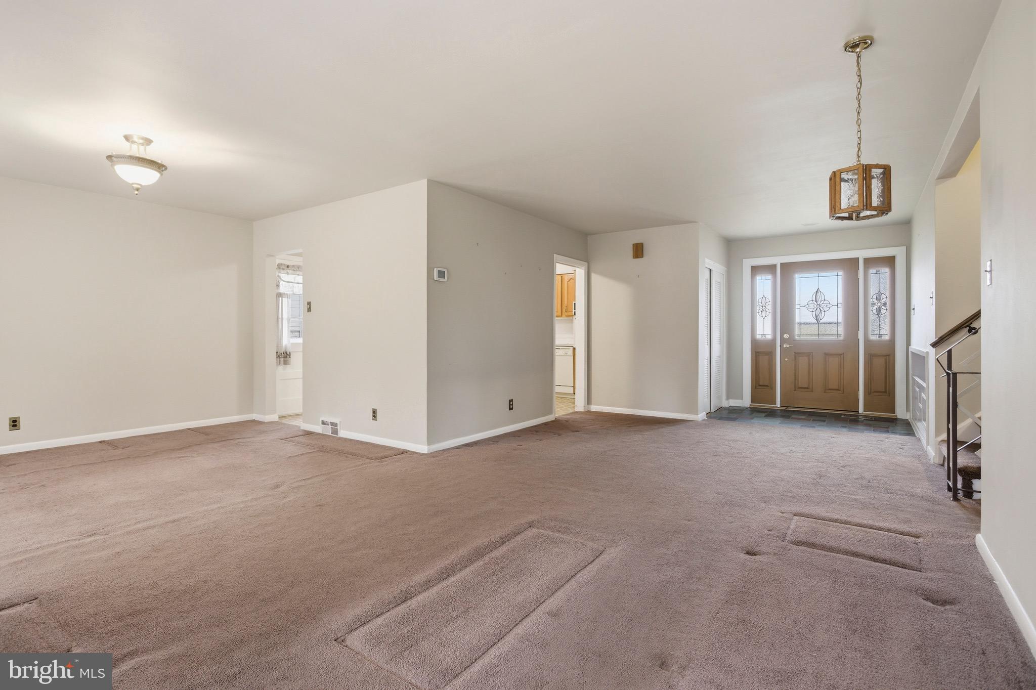 412 Foster Drive Springfield, PA 19064 - Photo 8 of 34 a view of an empty room with a window