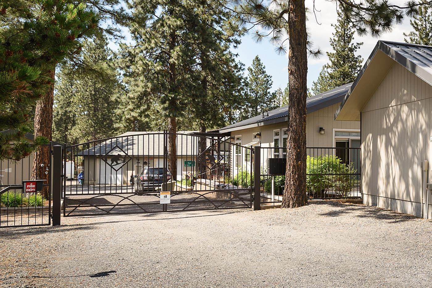 19606 Apache Road Bend, OR 97702 - Photo 5 of 25 Additional Photo